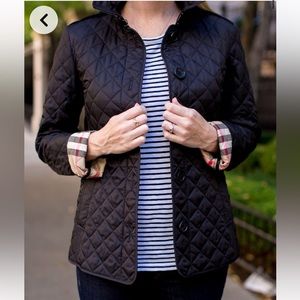 Classic Burberry Quilted Jacket - Black